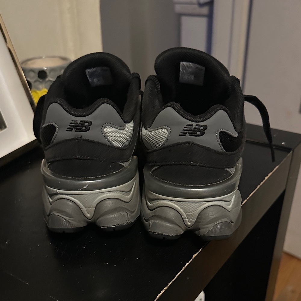 New Balance Kids Sneakers - Black and Gray - Picture 4 of 5